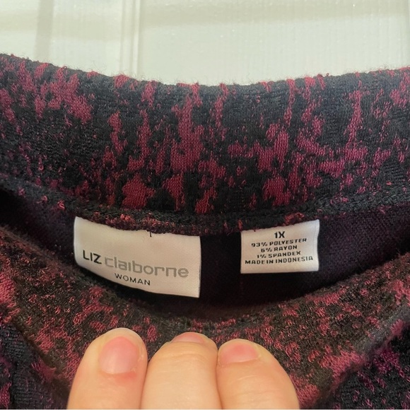 NWT Liz Claiborne Woman's Black & Burgundy Textured Tweed Skirt Plus Size 1X - Picture 4 of 6